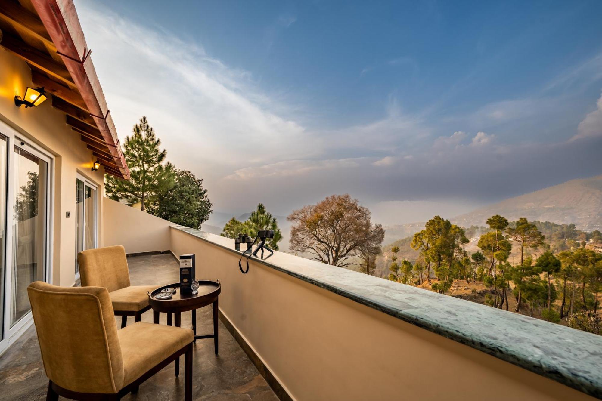 Little Frida- The Dak Bungalows Mukteshwar Dış mekan fotoğraf